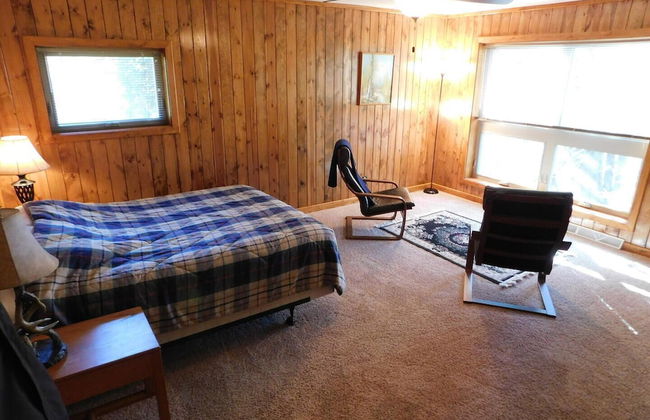 Sandys Beach House - Photo 3