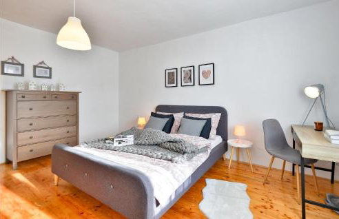 3 Bedroom Cozy Home In Gornje Plavnice - Foto 43