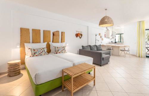 Estudios Salinas - Fuseta - Foto 3