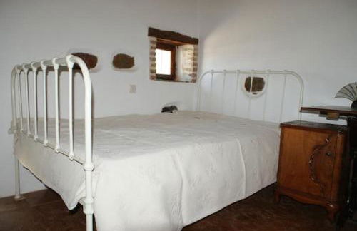 Afrodite's House-Restaurated Oil Factory - Photo 5