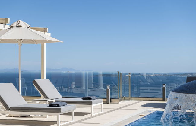 Villa Monte Leone by Konnect with Pool, Hot Tub, Spa Room & Stunning Seaview - Photo 29
