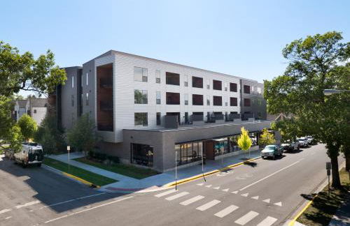 Stylish SoBo Condo - Steps to Main St - Foto 19