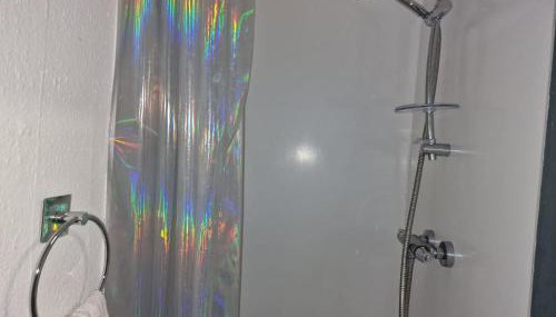 Room near East Midland Airport 6 - Foto 2, Shower