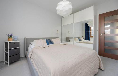 Family Apartment with Parking in Pruszków by Noclegi Renters - Foto 15