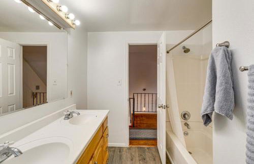 2 Mi to Hospitals Home with Private Yard in Aurora - Photo 13