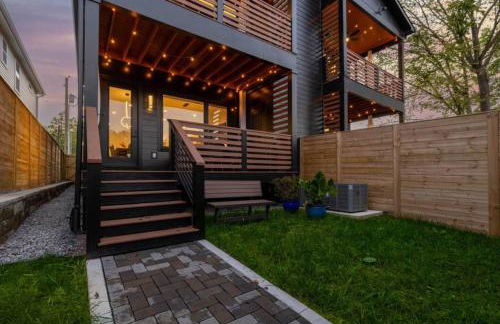 Luxurious 4bd home sleeps 12 minutes to downtown with parking - Foto 46