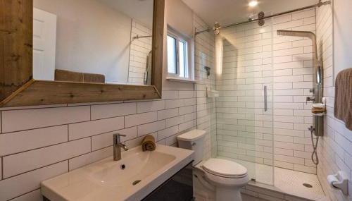 NEW Stylish & Cozy Dune Daisy near Beach & Flagler - Foto 4, Shower