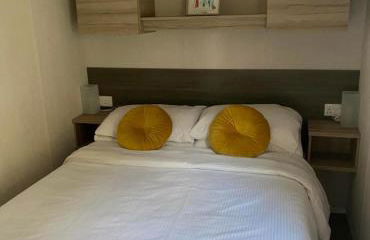 Experience Coastal Bliss in Our Modern 2019 Sea Viev 2 Bedroom static caravan at Clarach Bay Holiday Village! - Foto 16