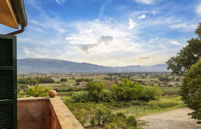 Classic Villa for Family With Pets - Photo 40