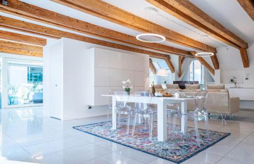 Artist House - Photo 34