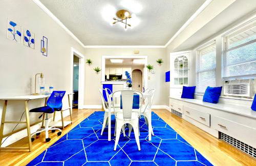 The Sapphire Haven - Your Old Brooklyn Oasis Awaits Families, Couples, Business Travelers Near Downtown With Parking, 300 MB WiFi & Self Check-In - Foto 5