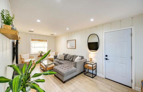 Modern Naples Duplex Home about 6 Mi to Beach! - Foto 4