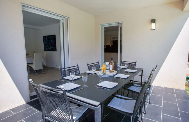 4 bedroom House in Bormes-les-Mimosas with private pool and garden - Photo 32