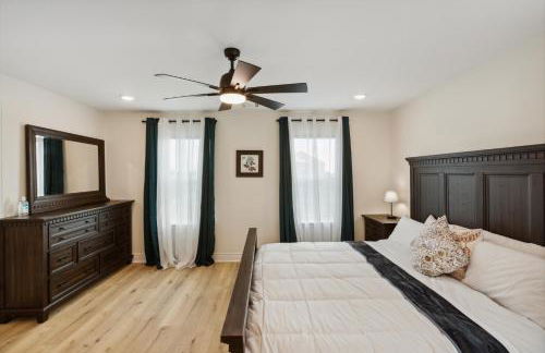 Cozy 3 Bedroom Family Beach Home in Galveston - Photo 5