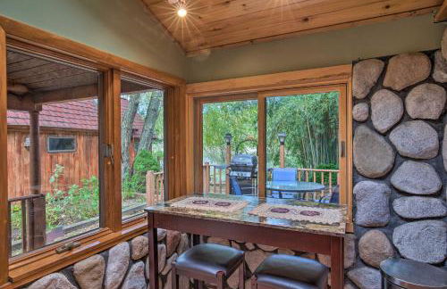 Remote Long Island Lakefront Cabin with Deck and Grill - Foto 9