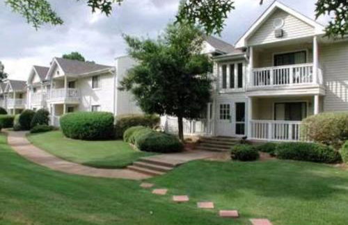Lovely 2BR with warm, modern feel - Foto 17
