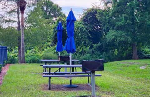 Resort Retreat 2BD Close Disney - Foto 25