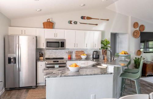 Escape to Secluded Spa, Heated Pool, Game Room, Firepit Near Crystal and Rainbow Rivers - Foto 14