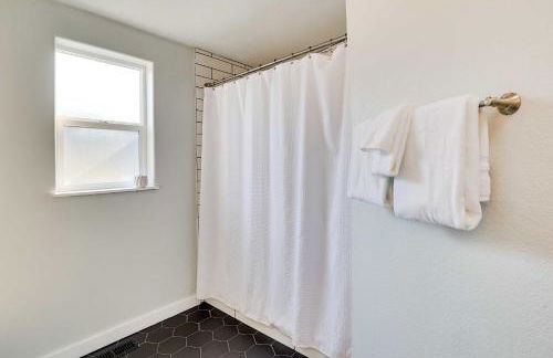 Serene Sequim Retreat with Deck Pets Welcome! - Foto 20