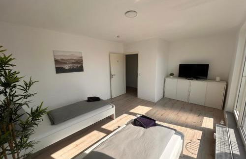 bookandstay24 com Dietzenbach 2 Zimmerwohnung mit Balkon, Küche und Parkplatz - Foto 6