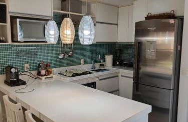 Apartamento com vista para piscina em Angra dos Reis - Condomínio com piscina, bar molhado e marina - Aluguel de Lancha no Local - Foto 9