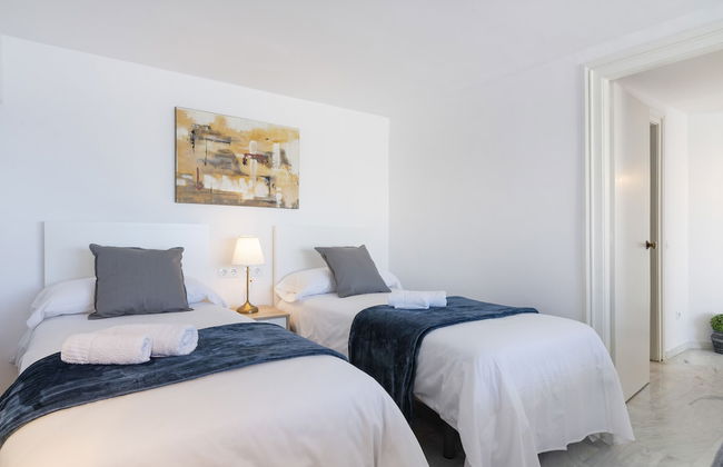 Skol Sea Views Apartments - Photo 11