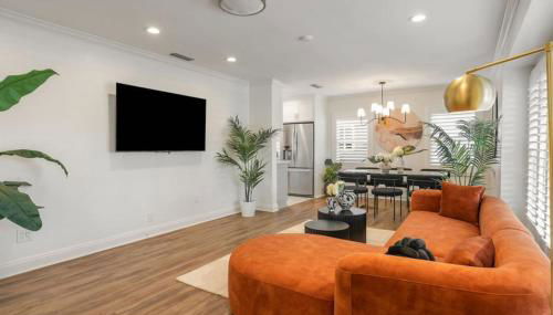 Refreshing Escape- Hot Tub- Games- Sleeps 10 - Foto 3