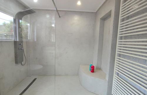 Thimari Sports & Spa with private pool and jacuzzi - Foto 26