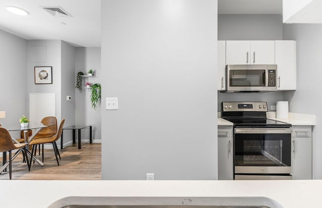 Furnished Apartments near Encore Boston - Photo 37