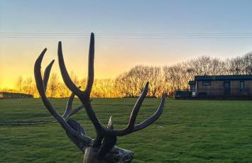 Shropshire Lodges - Romantic Luxury Hot Tub Breaks - Foto 49