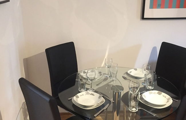 Superior 2 bedroom Apartments - Photo 27