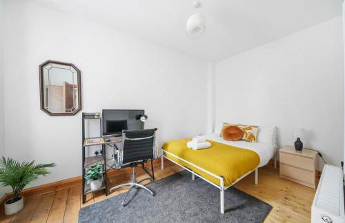 Famous Brick Lane - 1 Bed London Flat with Large Patio - Perfect for long stays - Foto 10