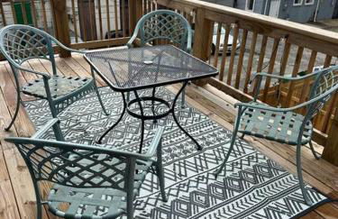 Duplex with Balcony and Spacious Dog-Friendly Oasis! - Foto 12