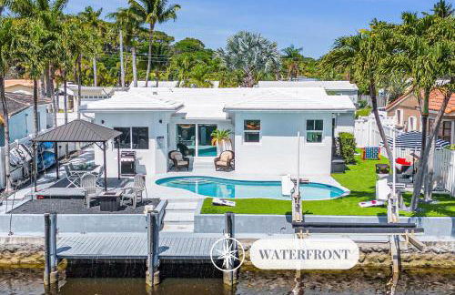 Waterfront Bungalow Heated Pool Pineapple Key - Foto 1