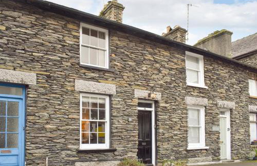 Campbell Cottage - Photo 1