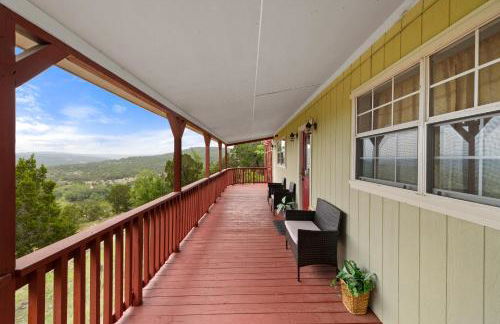 Entire 2br 2ba hilltop view home Sleeps 8 pets 4 acres Jacuzzi Central AC Kingbeds Office Free WiFi Parking Full Kitchen Refrigerator Washer Dryer Furnished Three 3 Large Sunset Dining Patios Grill Stovetop Oven Hiking Wildlife Firepit Quiet very Secluded - Foto 22