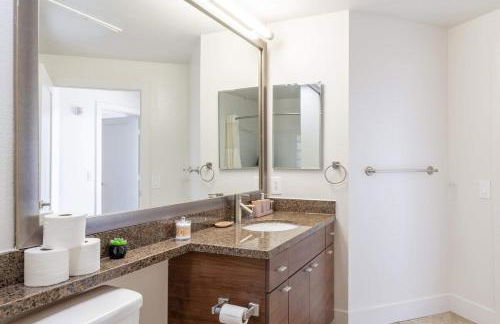 Sleek Marina Den, Central, Gym, Pool, King Bed - Foto 13