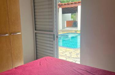 Casa com PISCINA no Centro - Foto 4