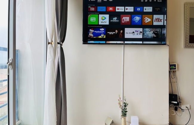 Bright Studio Sleeps 3 With Parking and City View - Foto 12