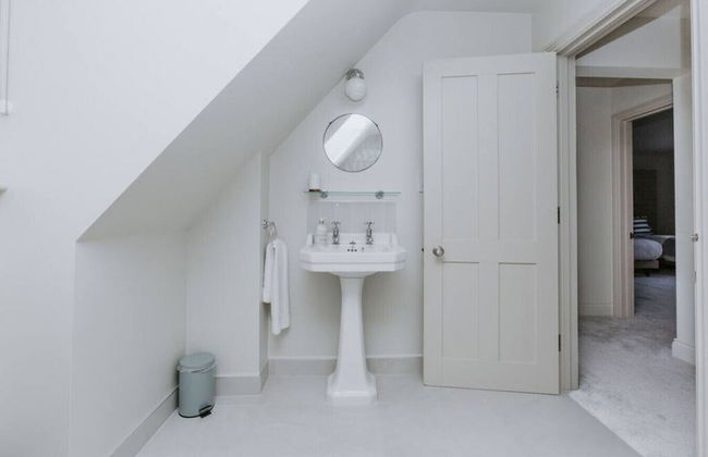 Hayward House Hot Tub Large Garden - From 1100 Per Night - Foto 10