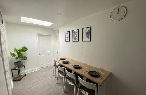 Cosy 2 Room Space Near Station - Foto 11