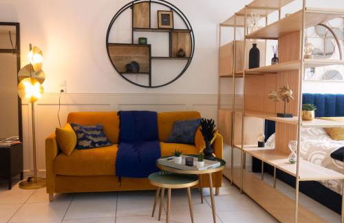 'L'Élégant' Studio Centre, Parking privé, Clim, Terrasse - Foto 13