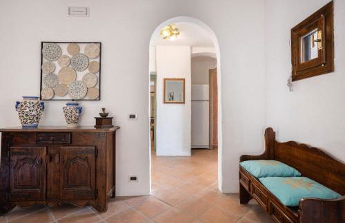 Villa a 300 Mt. dal Mare (Magaggiari) con campo da tennis - Foto 33