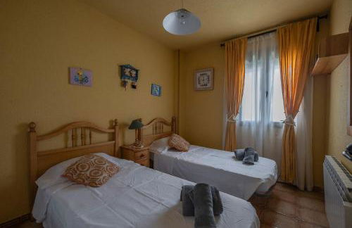 Apt Romántico con chimenea con Fibra óptica y terraza - Foto 11