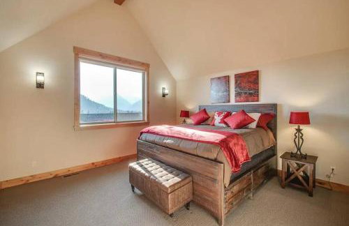 Mountain View Chalet Getaway 5 Min to Town - Foto 4