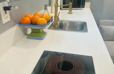 Fancy Studio Private Entrance - Foto 12