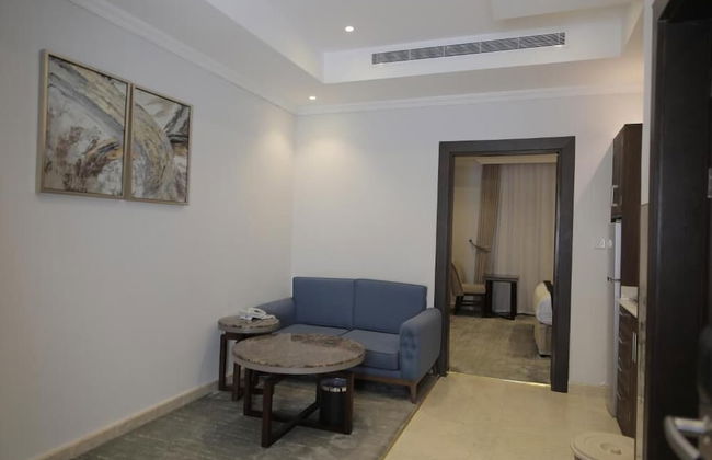 NARS Plus Al Basateen - Foto 18