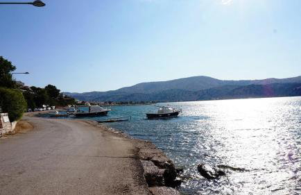 By the sea - Foto 11