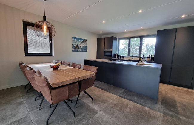 Luxurious Detached Water Villa With Jetty - Foto 72