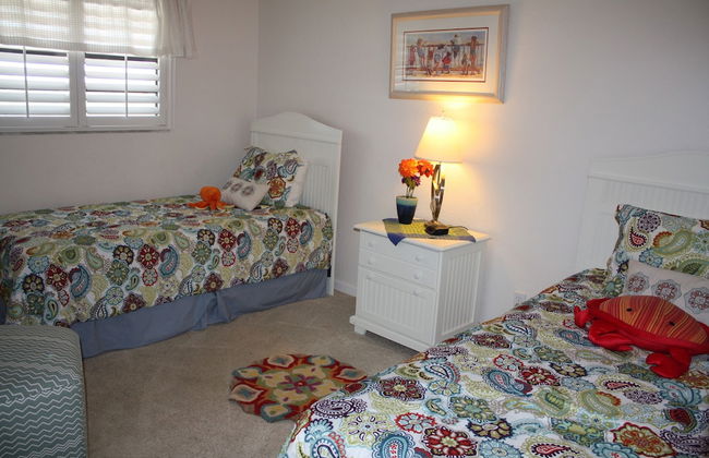 Ocean's Reach Condominiums - Foto 3